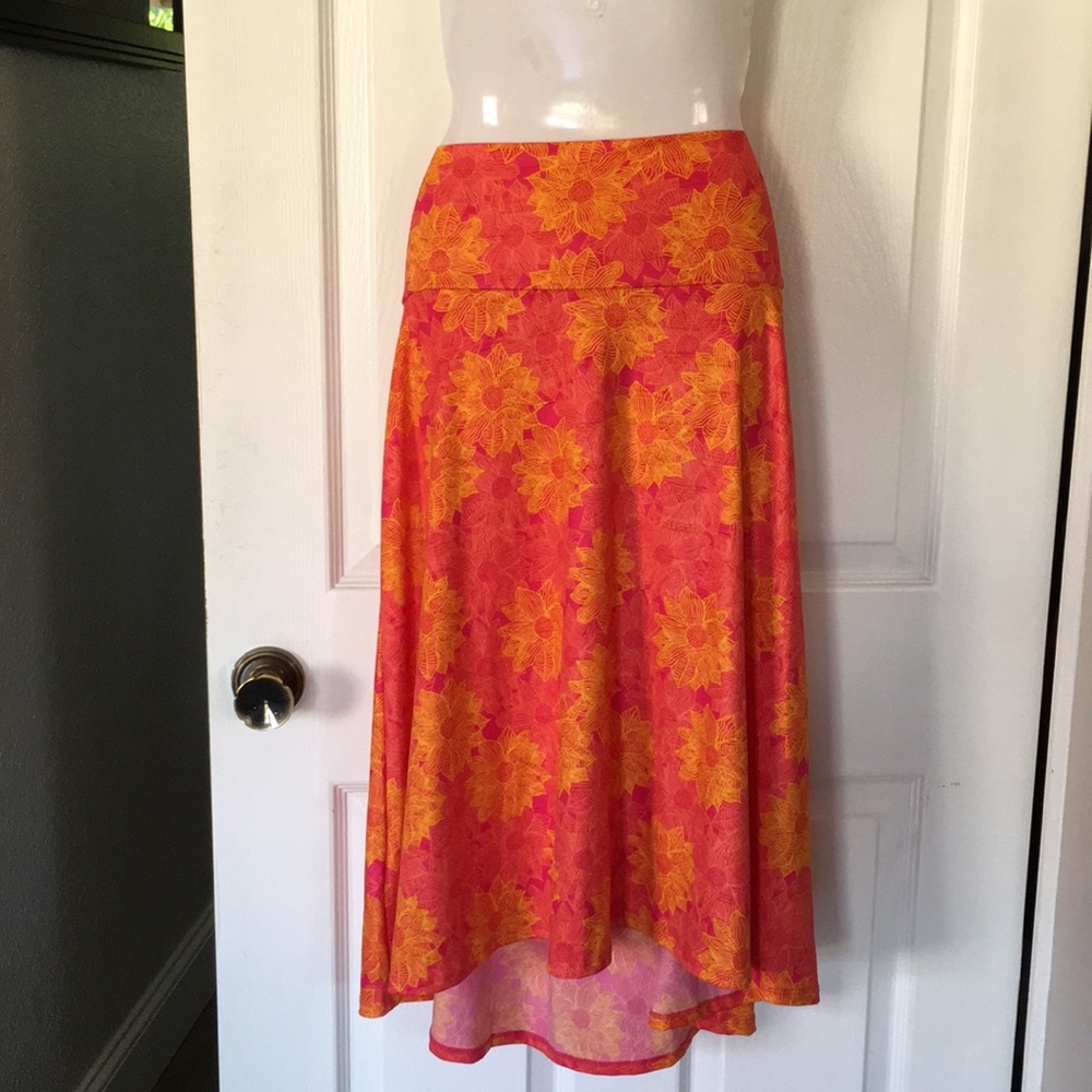 New with Tags! LuLaRoe sunflower skirt